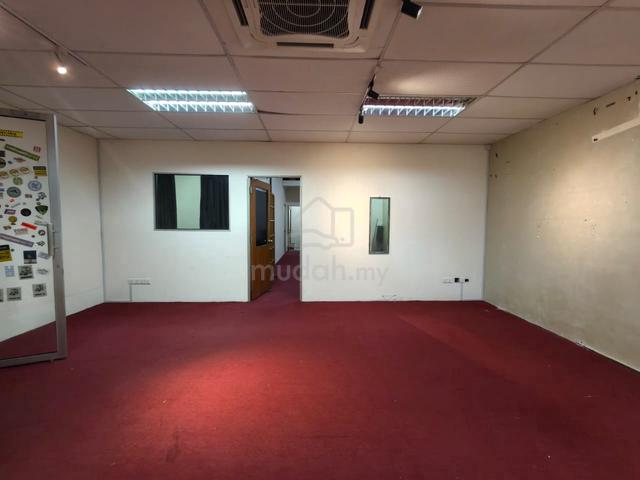 D19, Damansara Perdana, 1st Floor Office For Let 1