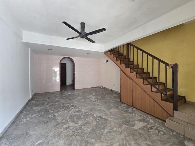 Batu Caves Landed 2-storey 3 Rooms 3 Bathrooms Taman Samudera 1