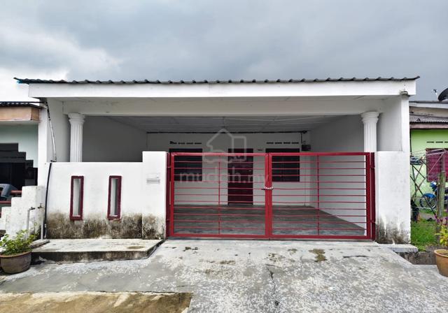 Single storey terrace house Taman Angsamas, Sbn, N9 1
