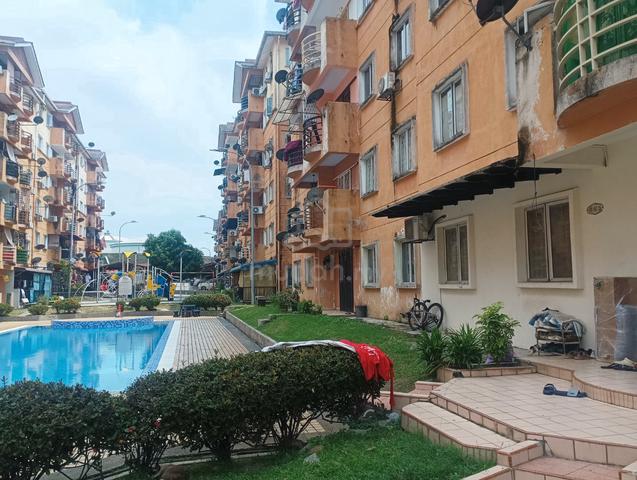 Casa Ria Apartment, Bandar Country Homes 1