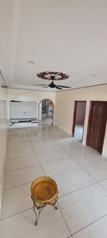 Single Storey House @ Jalan Bentara, TUN AMINAH ~End Lot, with aircond 1