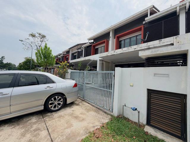 Double Storey Intermediate Terrace Type Nobat Bandar Bukit Raja 1