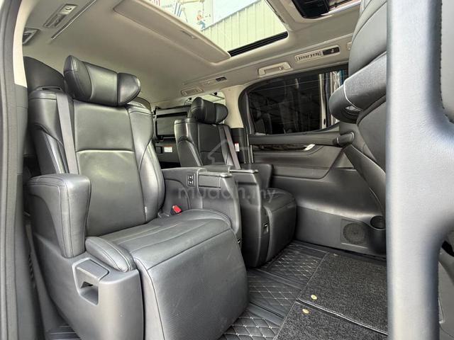 TOYOTA VELLFIRE 2.5 ZG FL Sunroof 360 Cam Reg 2018 - 3