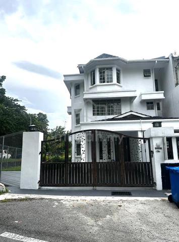 Newly Refurbished 2 Storey Corner Facing Open Seksyen 7 Shah Alam Uitm 1