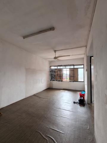 Desa Mutiara Indah Apartment 1