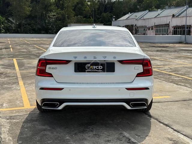 Volvo S60 T8 R-DESIGN 2.0L (A) Harmon Kardon S/S!! - 4