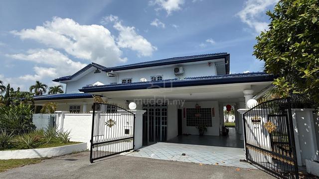 Hidden Gem Near Vivacity, Huge Land Bungalow @ Jalan Urat Mata, Kch. 1