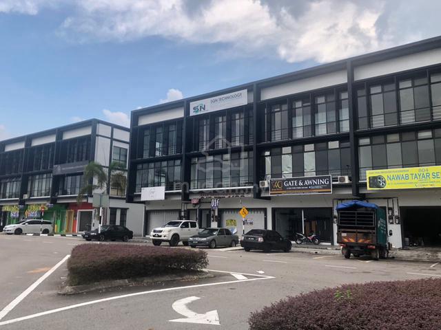Bandar Cemerlang Shop Lot Ground Floor For Rent 1