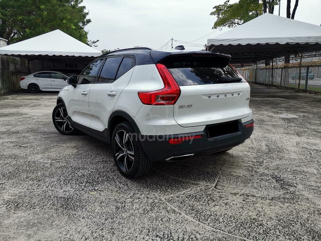2019 Volvo XC40 2.0 T5 AWD R-DESIGN GREAT COND - 2