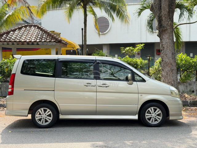 2010 Nissan SERENA 2.0 HIGH-WAY STAR (A) - 4