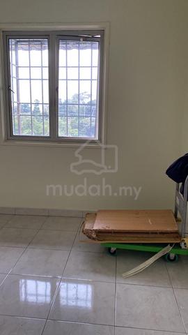 Flat Taman Bukit Segar 1