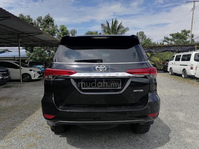2017 Toyota FORTUNER 2.7 (A) 4X4 , PETROL - 4