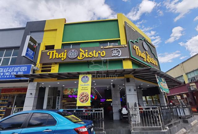Facing Main Road Alam Jaya Bandar Puncak Alam 1