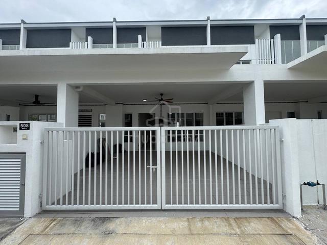 Double Storey House For Sale Taman Bayu Sutera Sri Sendayan / New Unit 1