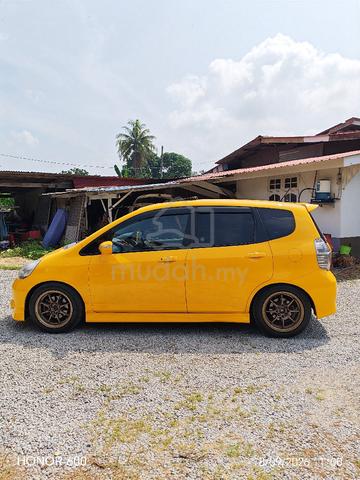 Honda JAZZ 1.5 VTEC (A) 2005 - 5