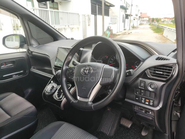 2018 Toyota VOXY 2.0 ZS KIRAMEKI (A) - 5
