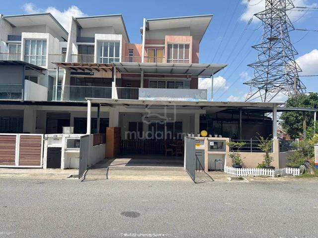 CORNER UNIT 3 STOREY TERRACE TAMAN SELASEH ) Gombak 1