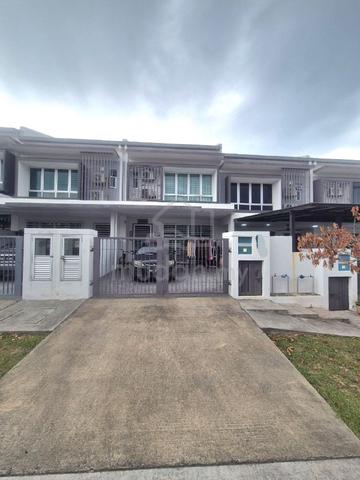 Double Storey Terrace House Serenia Adiva Serenia City Sepang 1