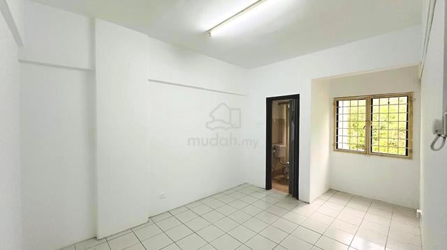 Ixora Apartment (Kepong) 1