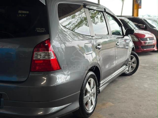 2009 Nissan GRAND LIVINA 1.8 CLASSIC/COMFORT (A) - 4
