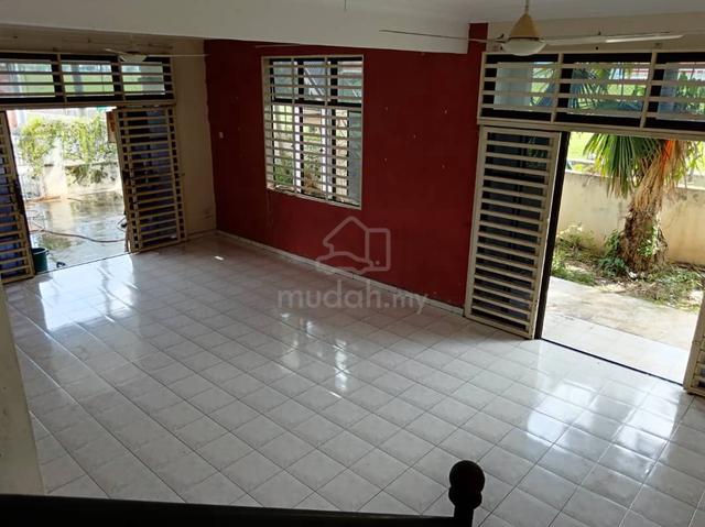 Double Storey Semi Detached House For Rent - Botani Area 1