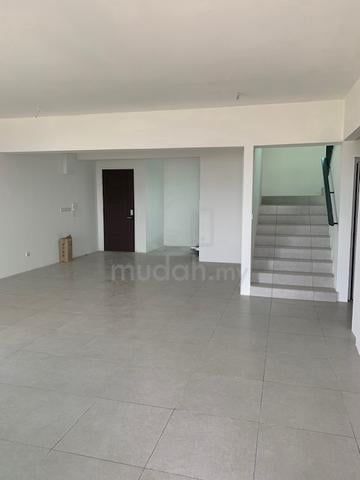 Meritus Residensi 1
