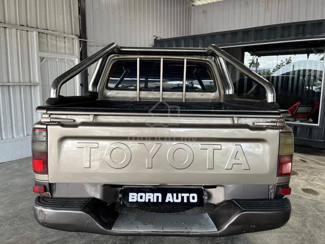 Toyota HILUX 2.5 SR TURBO (A) - 4