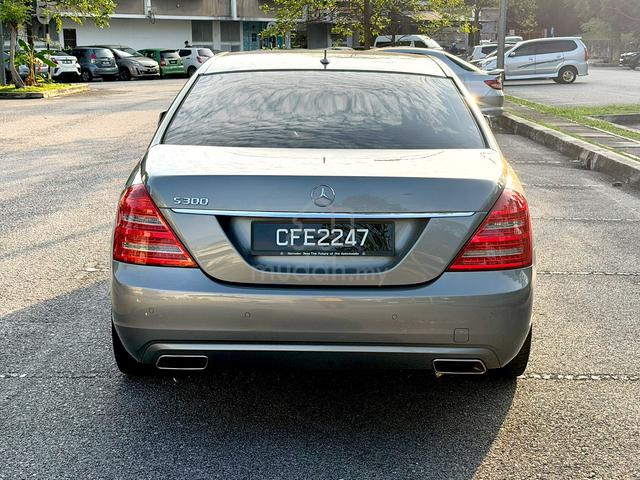 2010 Mercedes Benz S300 L (Long Wheel Base) - 4