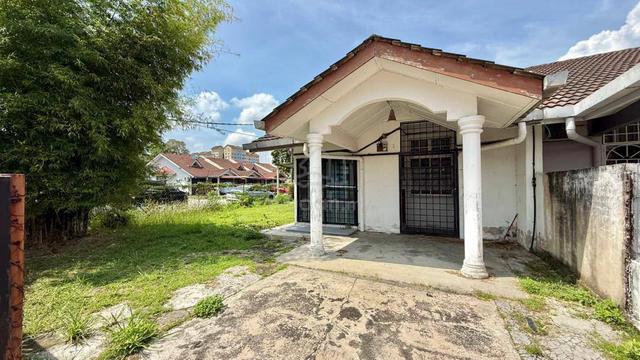 CORNER LOT 1 Storey Bandar Baru Bangi Seksyen 5 Taman Lanngat Jaya 1