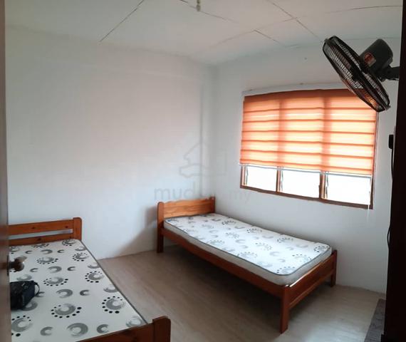 Flat PKNS Seksyen 7 Shah Alam 1