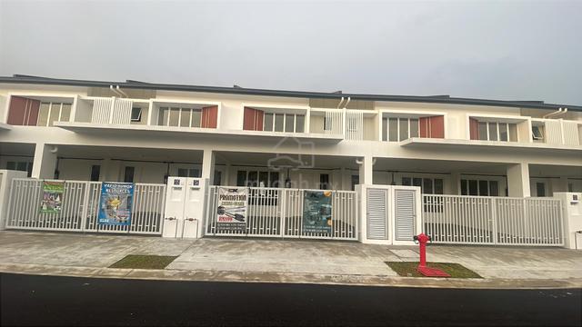 Rumah Baru Teres 2 Tingkat Taman Irama Sendayan 2, Negeri Sembilan 1