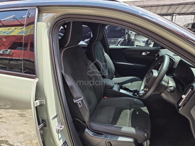 2022 Volvo XC40 100.0 RECHARGE PLUS SINGLE MOTOR - 5