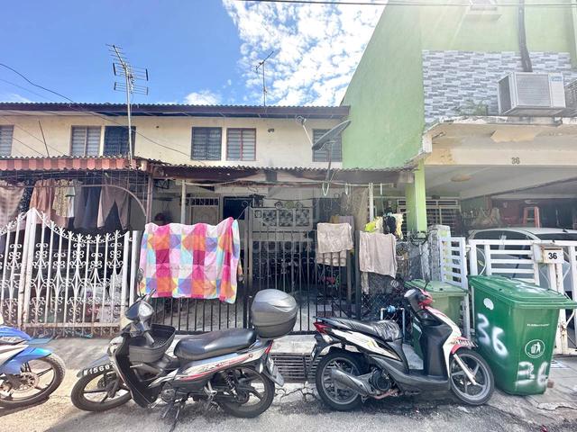 [BELOW MARKET] Double Storey Jalan Marudi Taman Beringin Jinjang 1