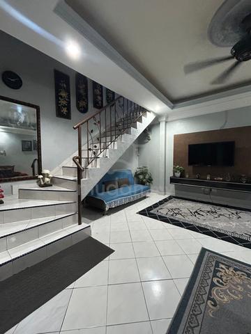 Yney Homestay 1