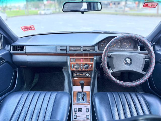 1995 Mercedes Benz 230E 2.3 (A) TIP TOP NEGO - 3