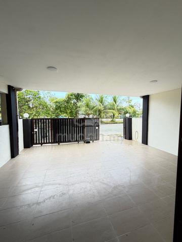 Double Storey Intermediate @Taman Glory Matang 1