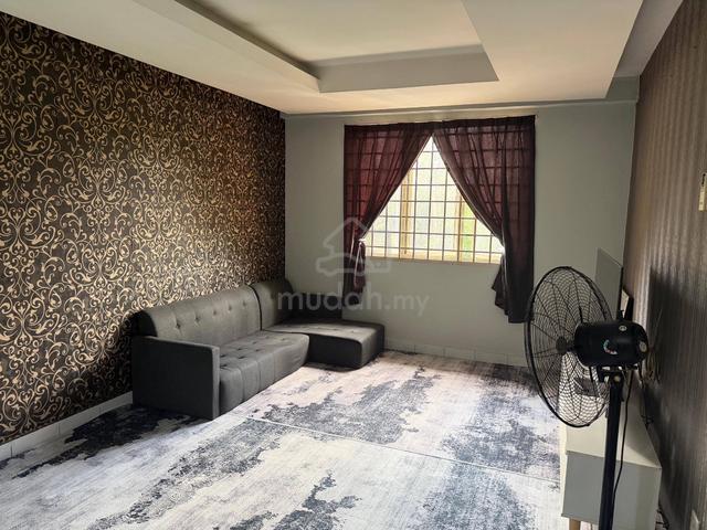 Persiaran Tanjung Apartment 1