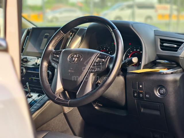 TRUSTED SELLER 2021 Toyota ALPHARD 3.5 SC (A) - 5