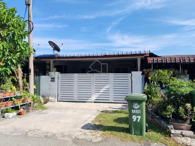 Single Storey Partially Furnished,Fully Renovated 245k 3