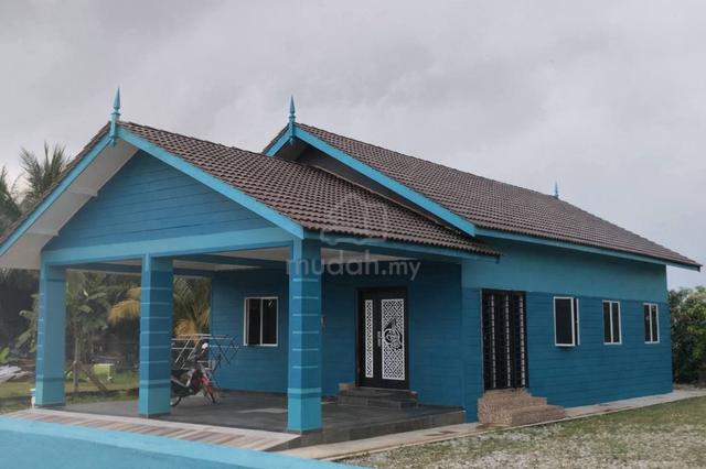 Banglo setingkat tepi Jalan utama jerteh 1