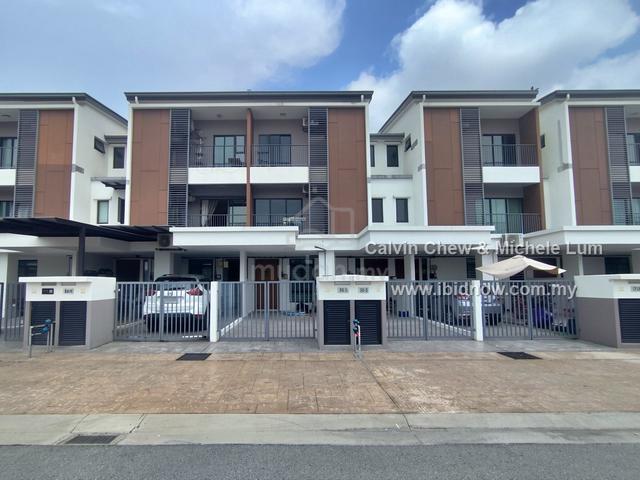 [Below Market 27%] Tonwhouse Elegan Residensi Putra Perdana Puchong 1
