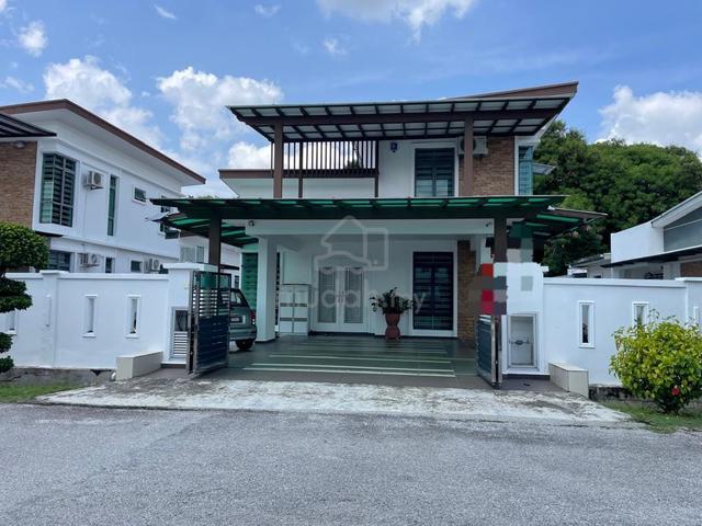 [FREEHOLD] 1.5 Storey Bungalow House [Gated Guarded] @ Paya Rumput 1