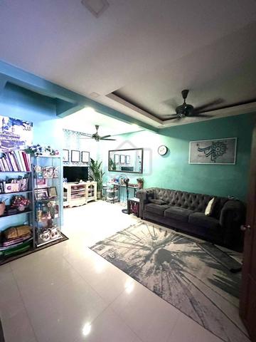 Rumah mampu milik 2tingkat puncak alam 1