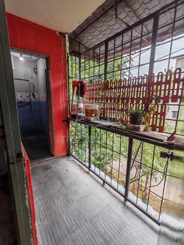 Flat PKNS Seksyen 18 Shah Alam 1