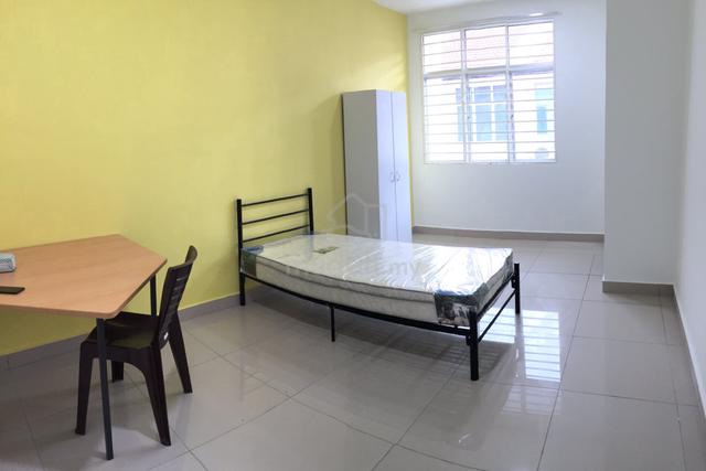 Fully Furnished Room Rent at Bandar Botanic Klang 1