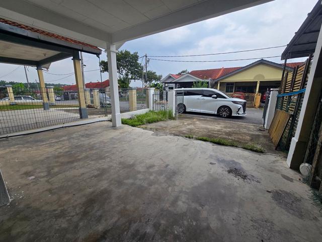 Taman Intan Duyung Batu 4 Port Dickson Teres Setingkat Basic Refurbish 1