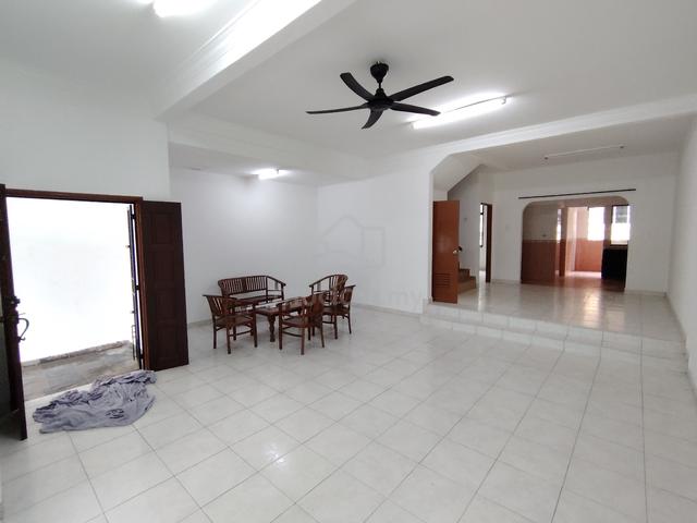 2 Storey @ Jalan Permata, Taman Permata ~next to Perling, Unblock View 1