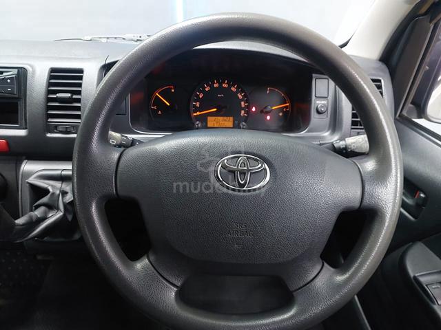 2016 Toyota HIACE 2.7 WINDOW VAN PETROL (M) - 5