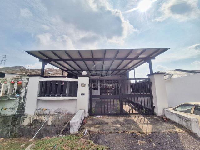 [END LOT LUAS] Johor Jaya – Dapur Fully Extend & Selesa Untuk Family 1