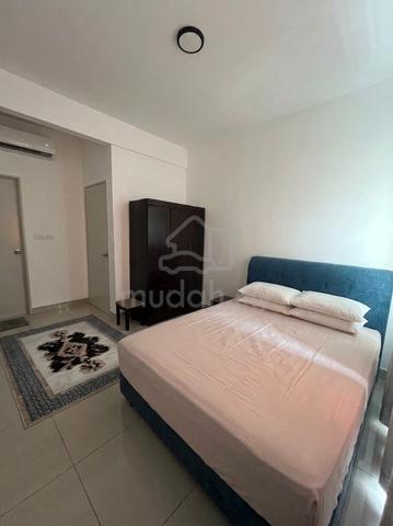 1 Master Bedroom @ Acacia Residences Salak Perdana (Female Only) 1